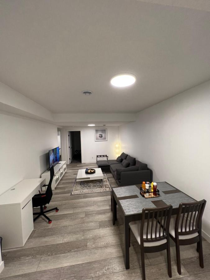 Newly Built 2 Bedroom Suite With Free Parking - Close To Banff National Park, Калгари Экстерьер фото